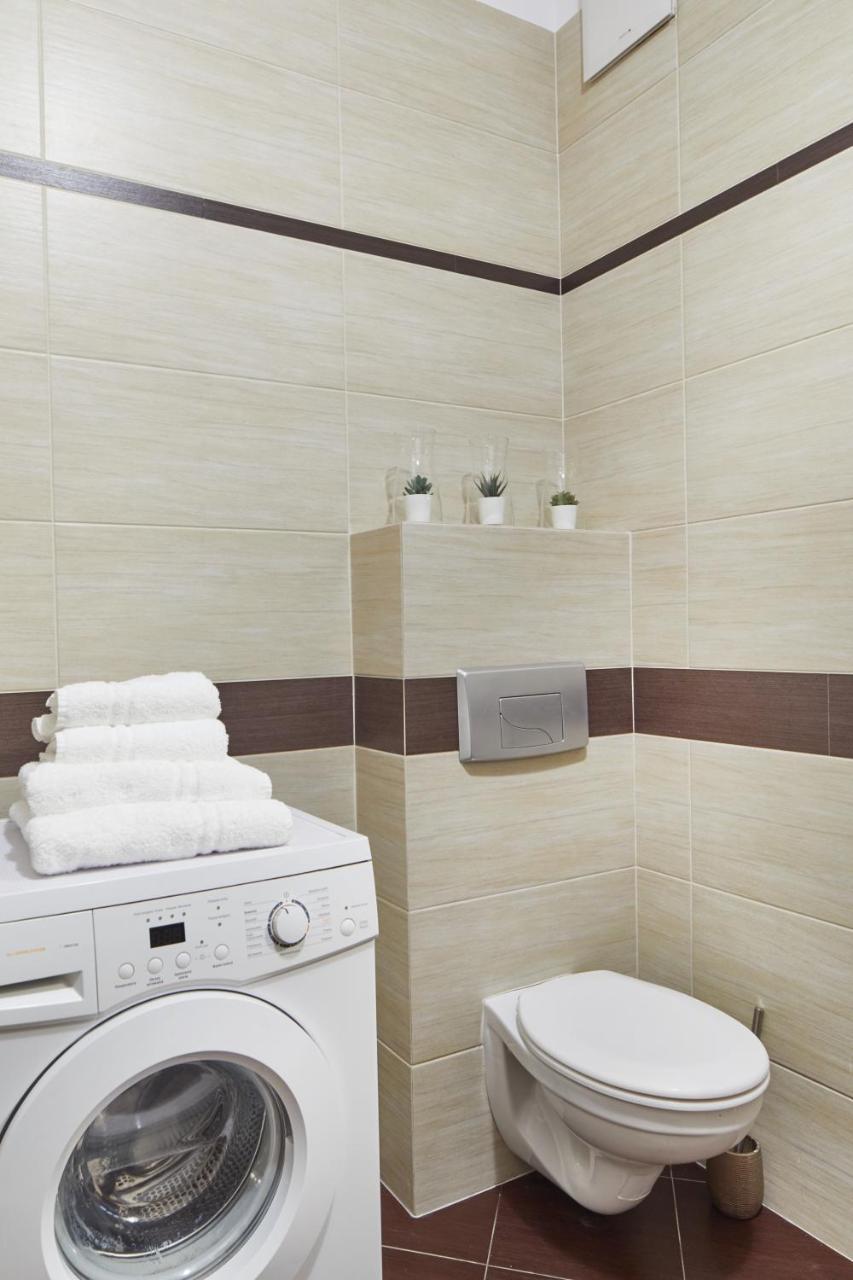 Zoliborz Green Garden Apartment Варшава Екстер'єр фото